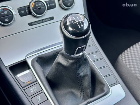 Volkswagen Passat 2013 серый - фото 20