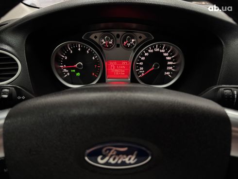 Ford Focus 2008 серебристый - фото 14