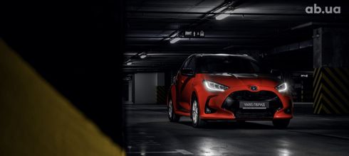 Toyota Yaris 2023 - фото 7