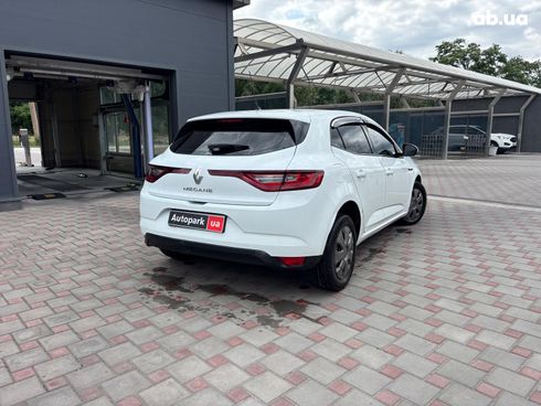 Renault Megane 2017 белый - фото 5