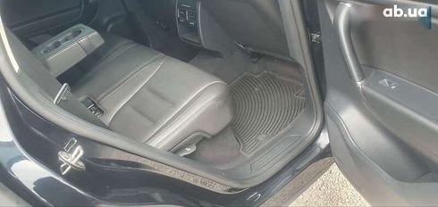 Volkswagen Touareg 2016 - фото 18