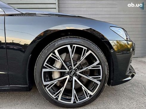 Audi A7 2020 - фото 16