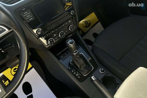 Skoda Octavia 2019 - фото 20