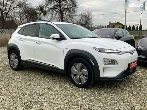 Hyundai Kona Electric 2021 - фото 23