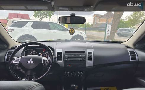 Mitsubishi Outlander 2013 - фото 17