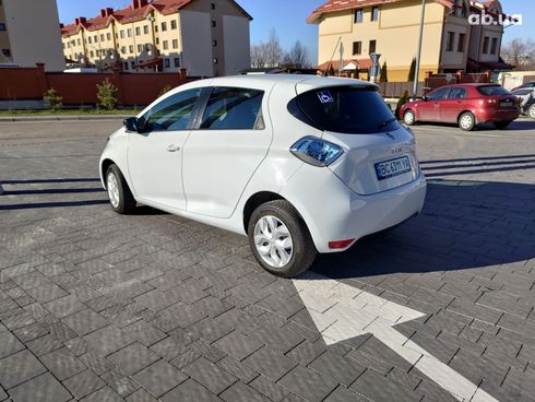 Renault Zoe 2018 белый - фото 18