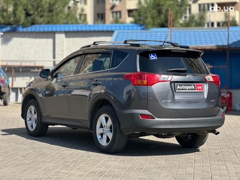 Toyota RAV4 2013 серый - фото 6