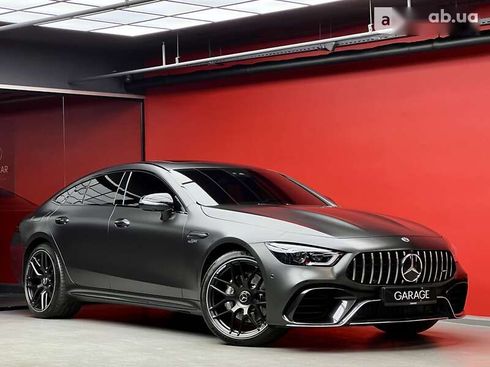 Mercedes-Benz AMG GT 4 2020 - фото 15