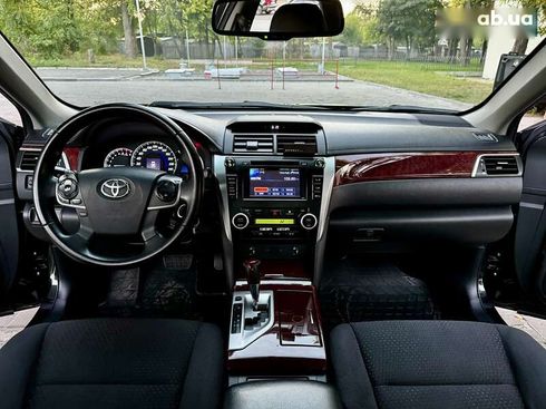 Toyota Camry 2012 - фото 21