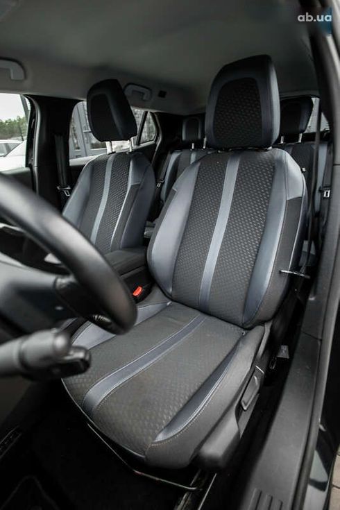 Peugeot e-2008 2020 - фото 16