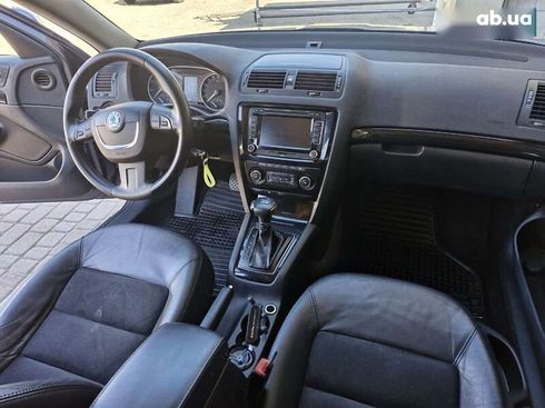 Skoda Octavia 2010 - фото 15