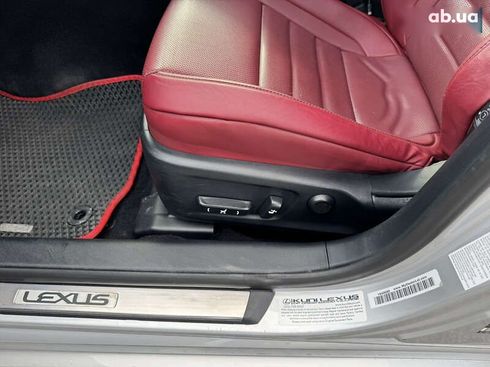 Lexus IS 2014 - фото 16