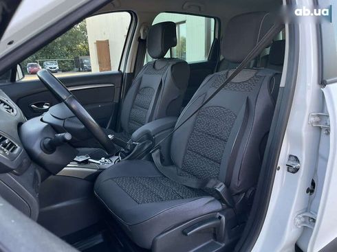 Renault Scenic 2013 - фото 25