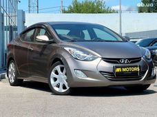 Продаж вживаних Hyundai Elantra в Києві - купити на Автобазарі