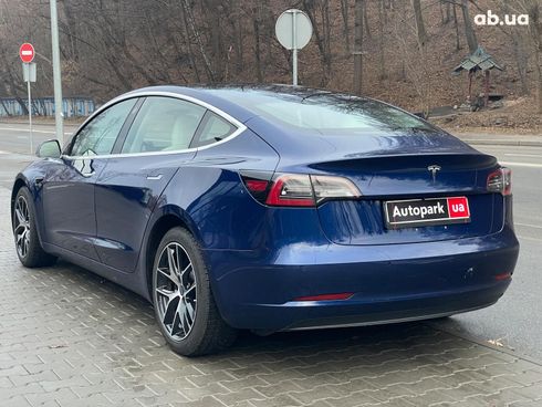 Tesla Model 3 2018 синий - фото 9