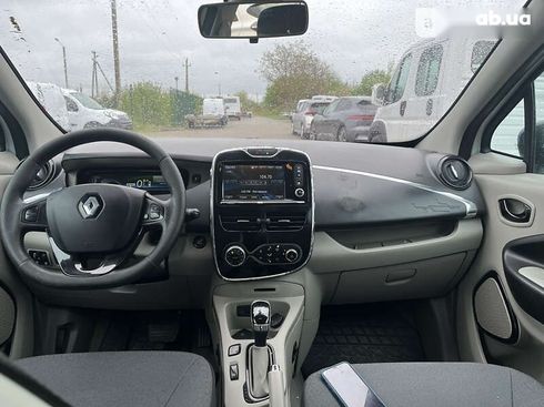 Renault Zoe 2015 - фото 6