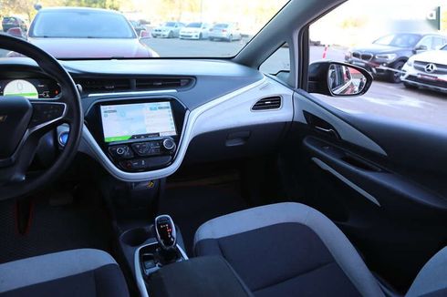 Chevrolet Bolt 2018 - фото 13