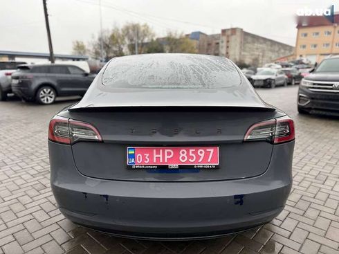 Tesla Model 3 2019 - фото 3