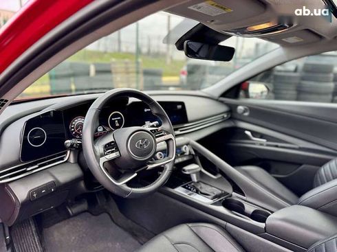 Hyundai Elantra 2022 - фото 22