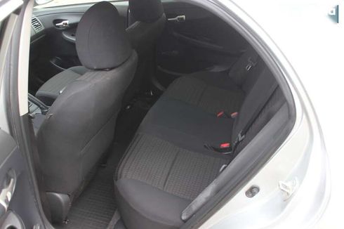 Toyota Corolla 2012 - фото 21