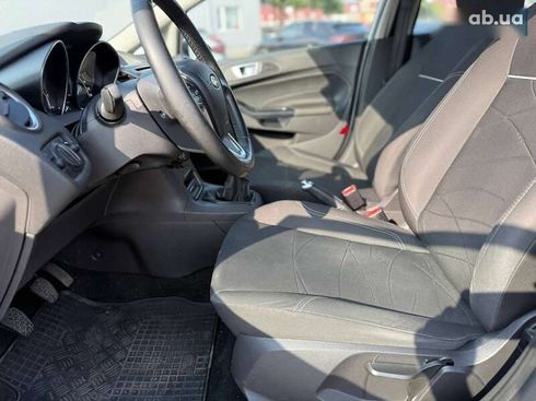 Ford Fiesta 2016 - фото 18