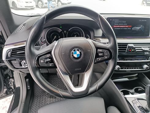 BMW 5 серия 2017 черный - фото 28