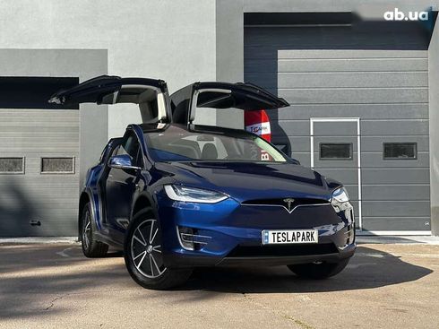Tesla Model X 2017 - фото 2