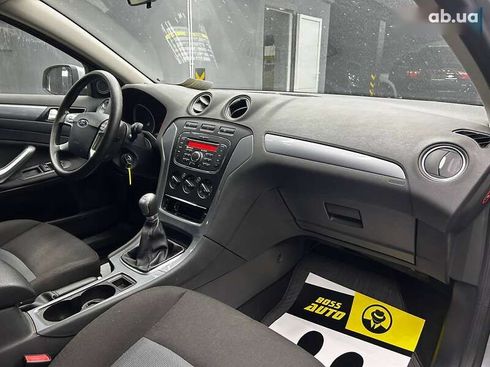 Ford Mondeo 2012 - фото 26