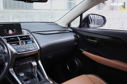 Lexus NX 2017 - фото 15