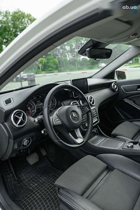 Mercedes-Benz A-Класс 2016 - фото 14