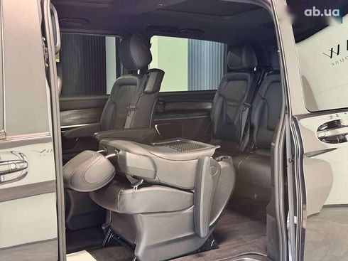 Mercedes-Benz V-Класс 2019 - фото 27