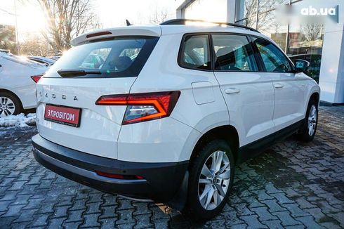 Skoda Karoq 2021 - фото 8