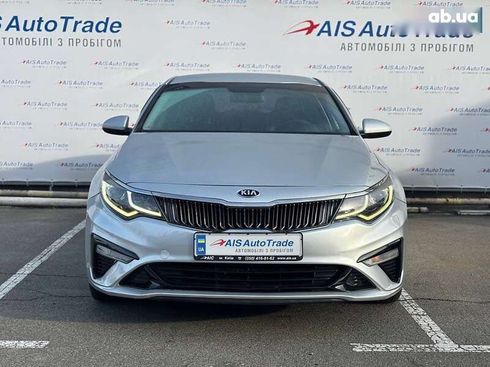 Kia K5 2018 - фото 3