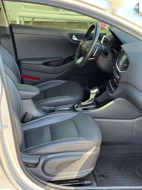 Hyundai Ioniq 2018 - фото 22