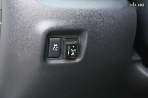 Nissan Versa 2017 - фото 22