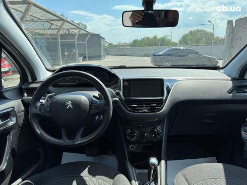 Peugeot 208 2017 белый - фото 14