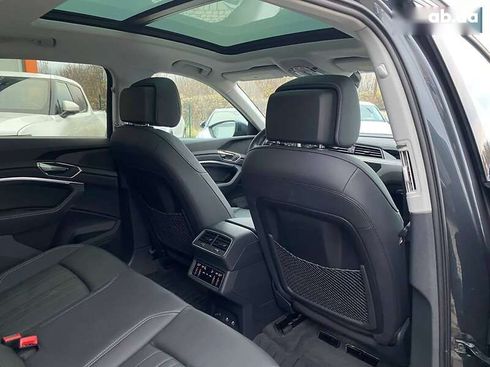 Audi Q8 e-tron 2023 - фото 23