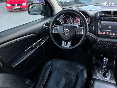 Dodge Journey 2016 серый - фото 30