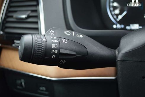 Volvo XC90 2015 - фото 28