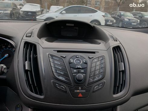 Ford Escape 2015 белый - фото 34