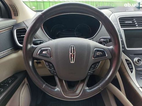 Lincoln MKX 2016 - фото 15