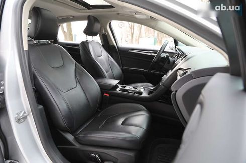 Ford Fusion 2018 - фото 11
