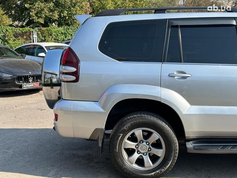 Toyota Land Cruiser Prado 2006 серый - фото 14