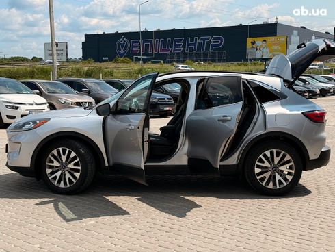 Ford Escape 2019 серый - фото 32