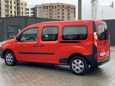 Renault Kangoo 2018 - фото 15