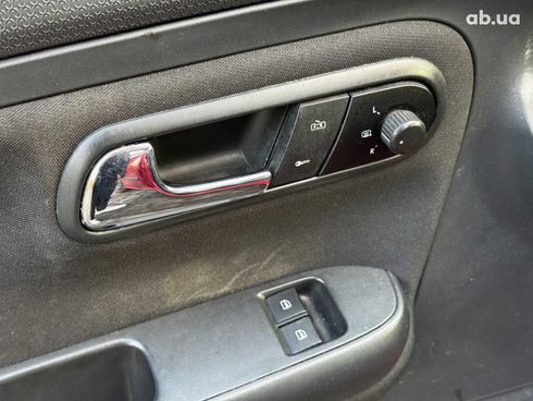 SEAT Ibiza 2008 красный - фото 14