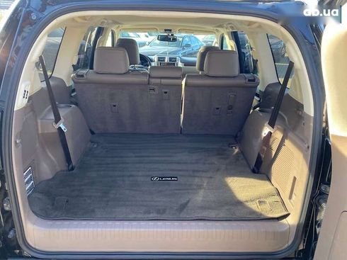 Lexus GX 2017 - фото 28