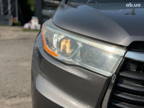 Toyota Highlander 2014 серый - фото 9