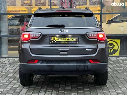 Jeep Compass 2021 - фото 6