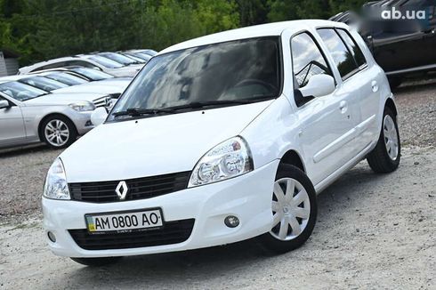 Renault Clio 2010 - фото 8